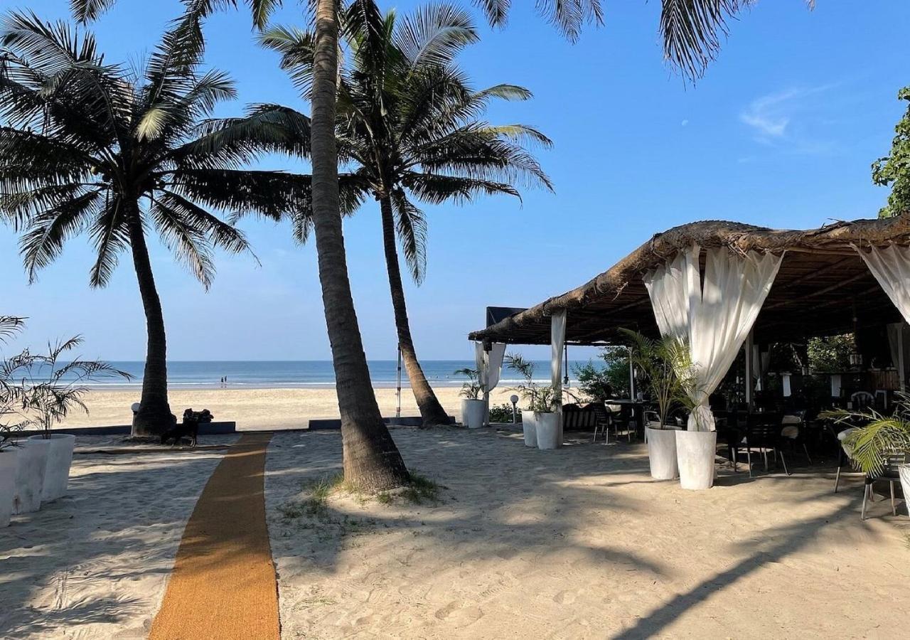 Mamagoa Beach Resort Mandrem Esterno foto